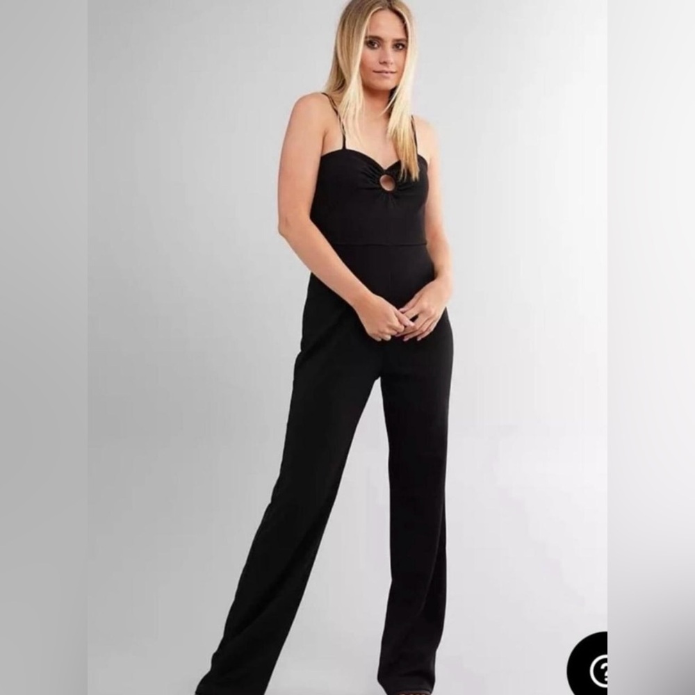 Women's Willow & Root Black Sweetheart Keyhole Jumpsuit Size Medium‎ Dressy